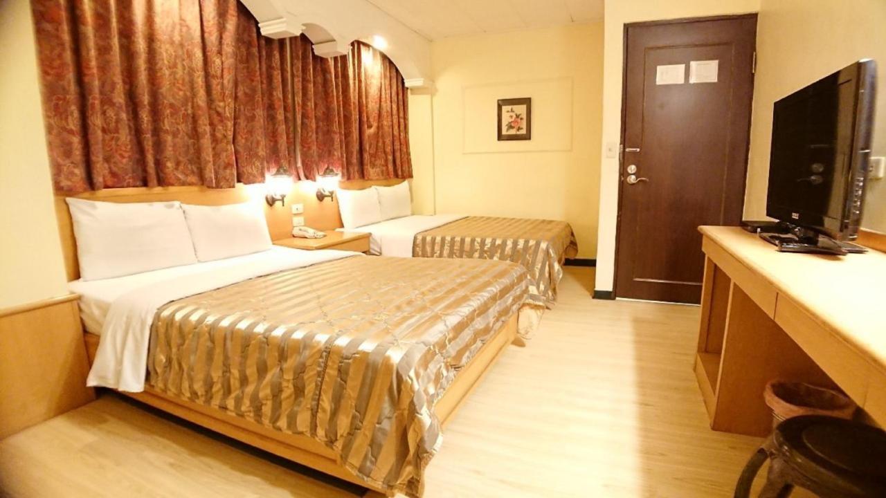 Yes Hotel Chiayi City Dış mekan fotoğraf